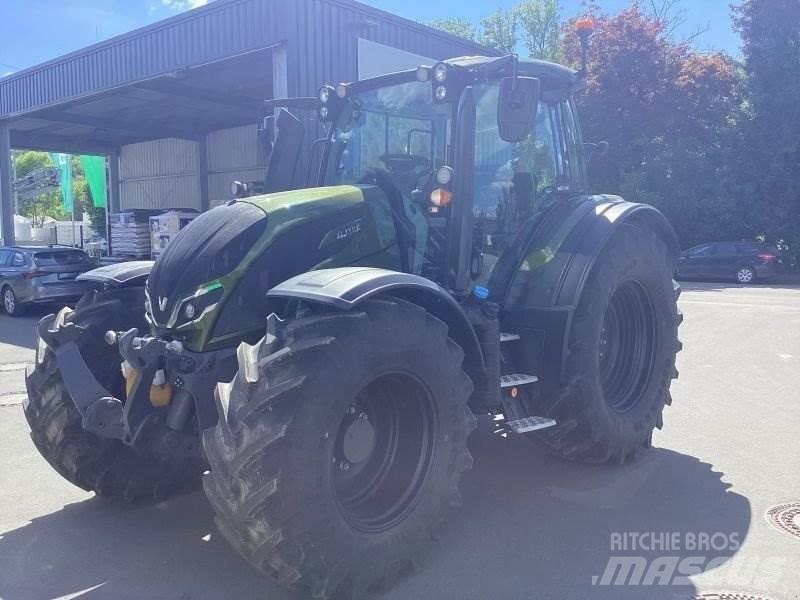 Valtra N175 D Traktori