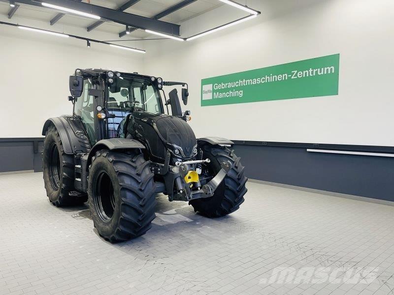 Valtra N175V Traktori