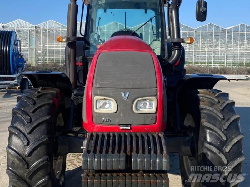 Valtra T153 H Traktori
