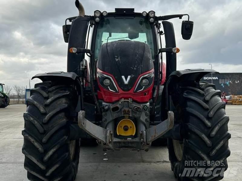 Valtra T234 A Traktori