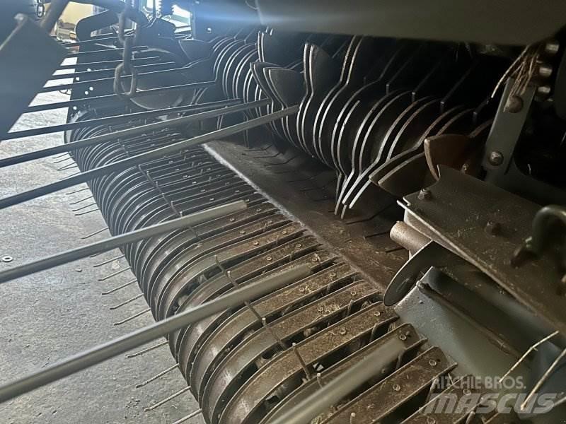 Vicon RV 4220 Prese/balirke za rolo bale