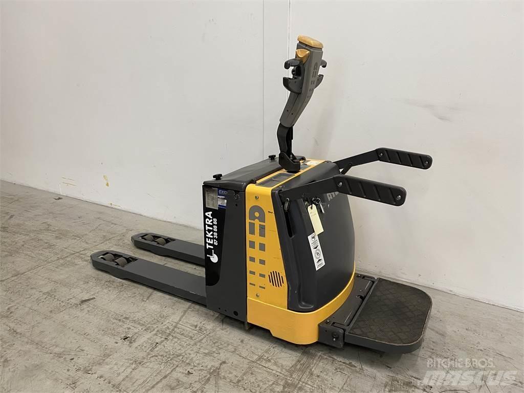 Atlet TLP200 Nisko podizni električni viljuškar sa stajalištom