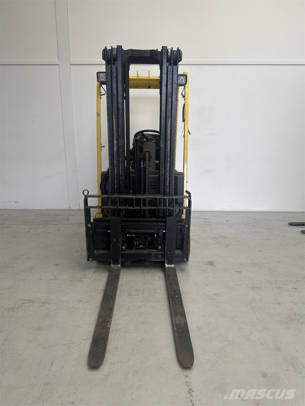 Hyster J1.8XMT Električni viljuškari