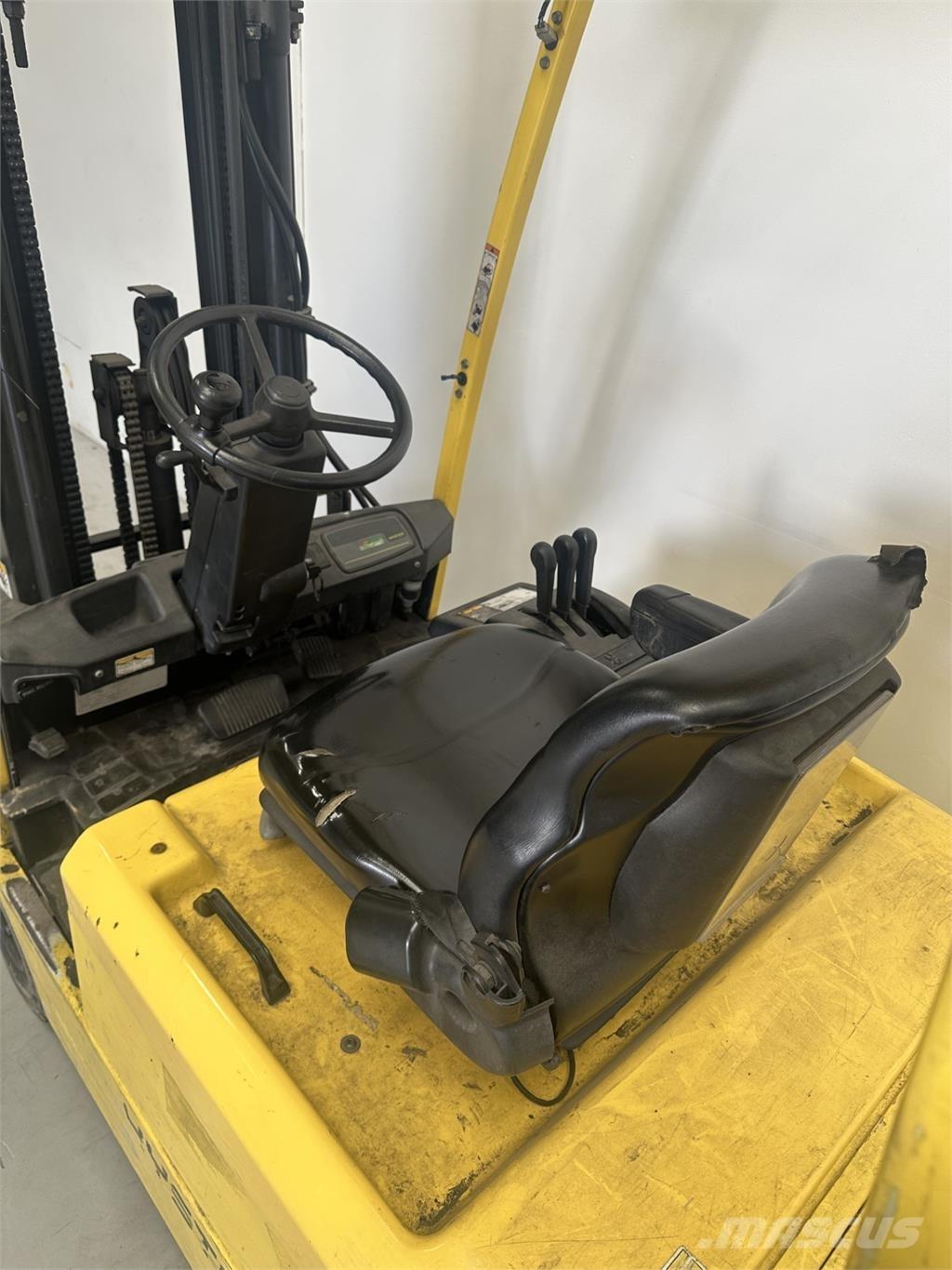 Hyster J1.8XMT Električni viljuškari