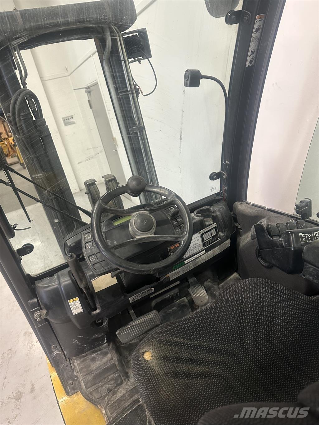 Yale GLP30VX Plinski viljuškari