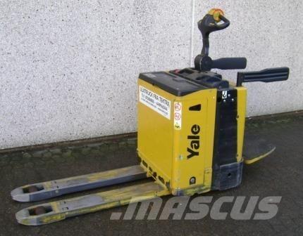 Yale MP20X - 400 AH Nisko podizni električni viljuškar sa stajalištom