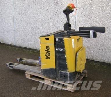 Yale MP20X - 400 AH Nisko podizni električni viljuškar sa stajalištom
