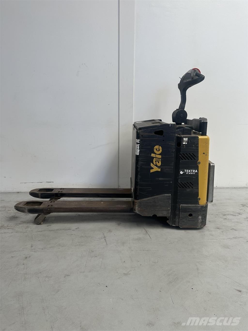 Yale MP20X FBW - 400 AH Nisko podizni električni viljuškar sa stajalištom