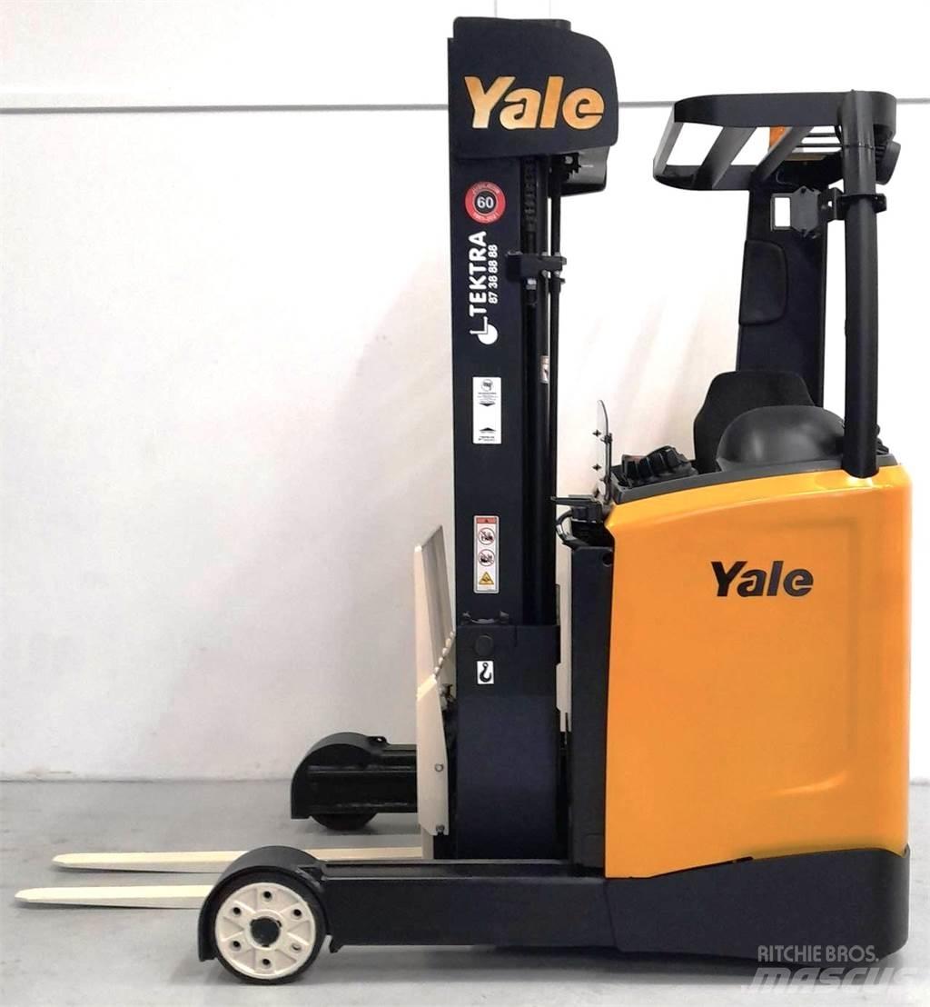 Yale MR14 Viljuškari sa pomičnim stupom