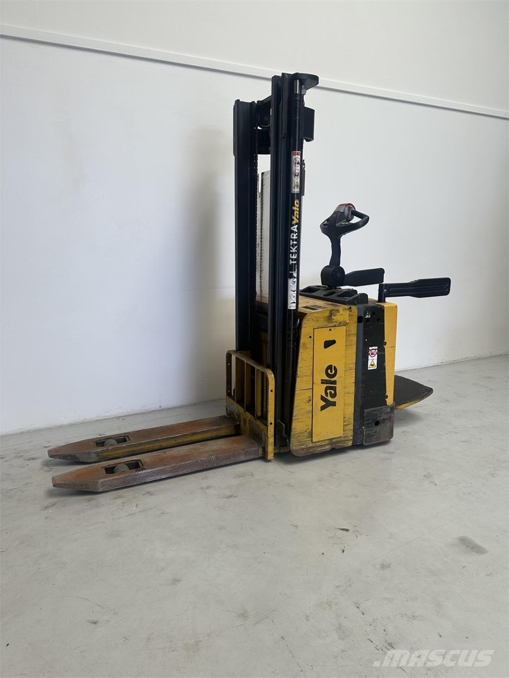 Yale MS15XIL Samopogonski ručni viljuškari