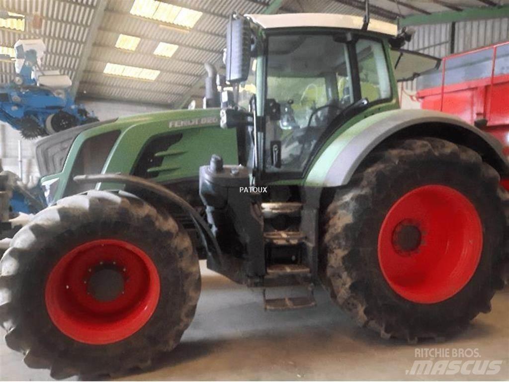 Fendt 826 VARIO Traktori