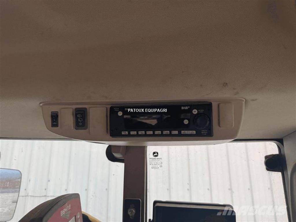 John Deere 6145M Traktori