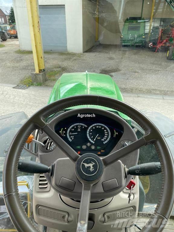 John Deere 6155R Traktori