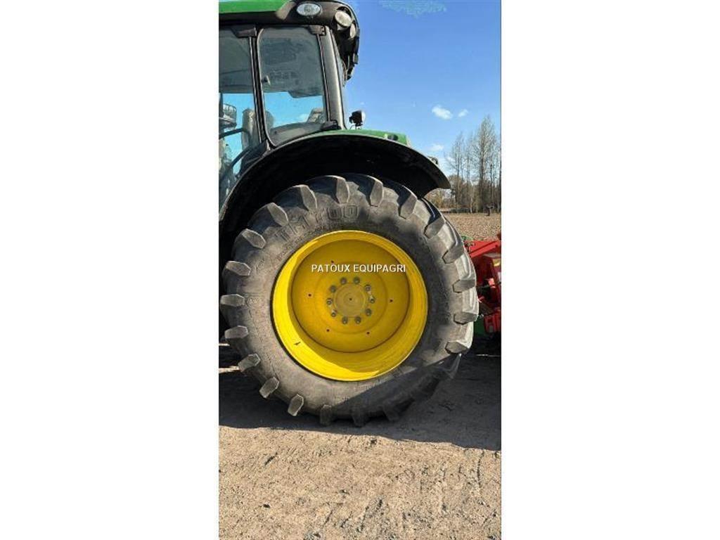 John Deere 6195R Traktori
