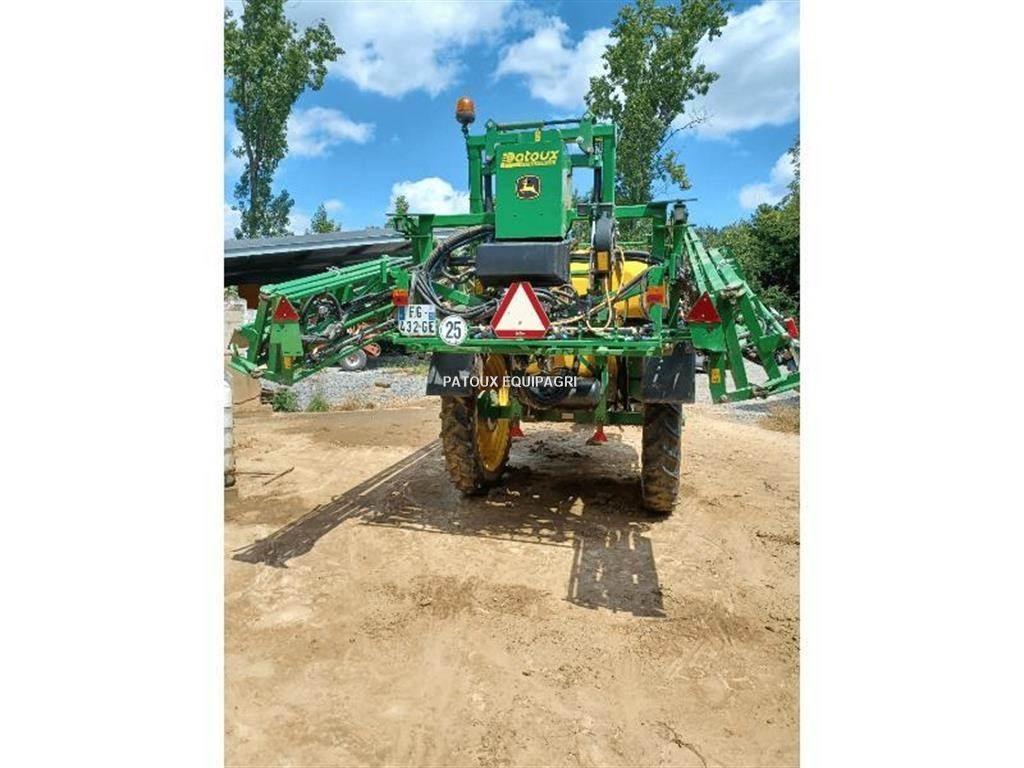 John Deere M740i Vučene prskalice