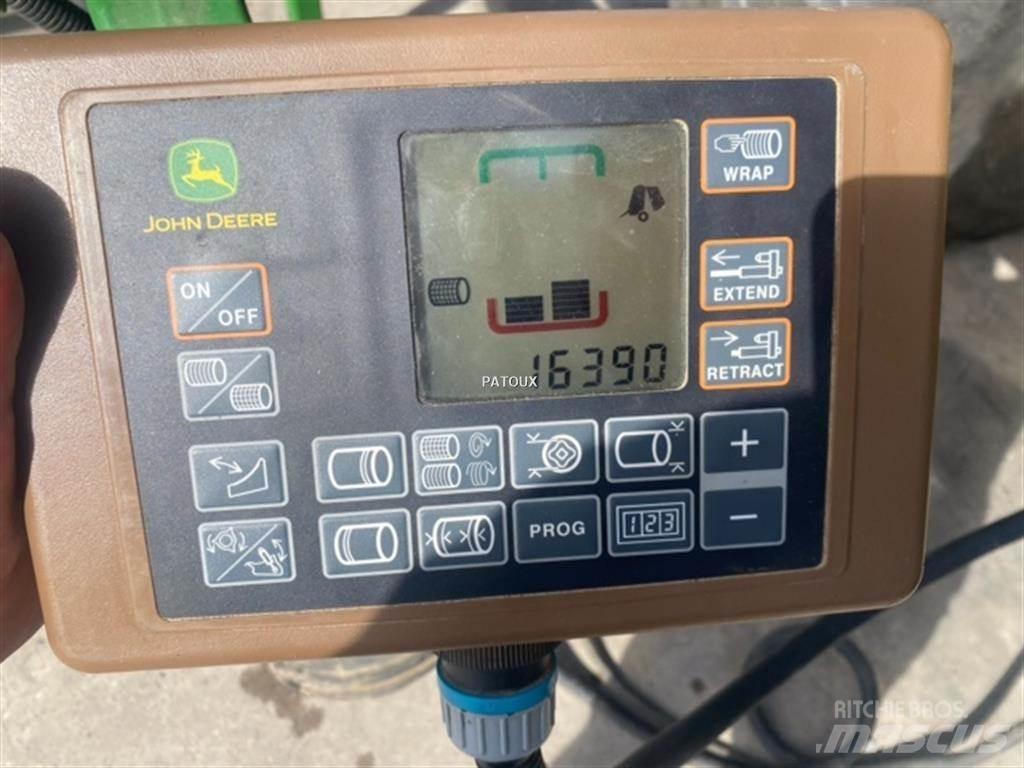 John Deere V461M Prese/balirke za rolo bale