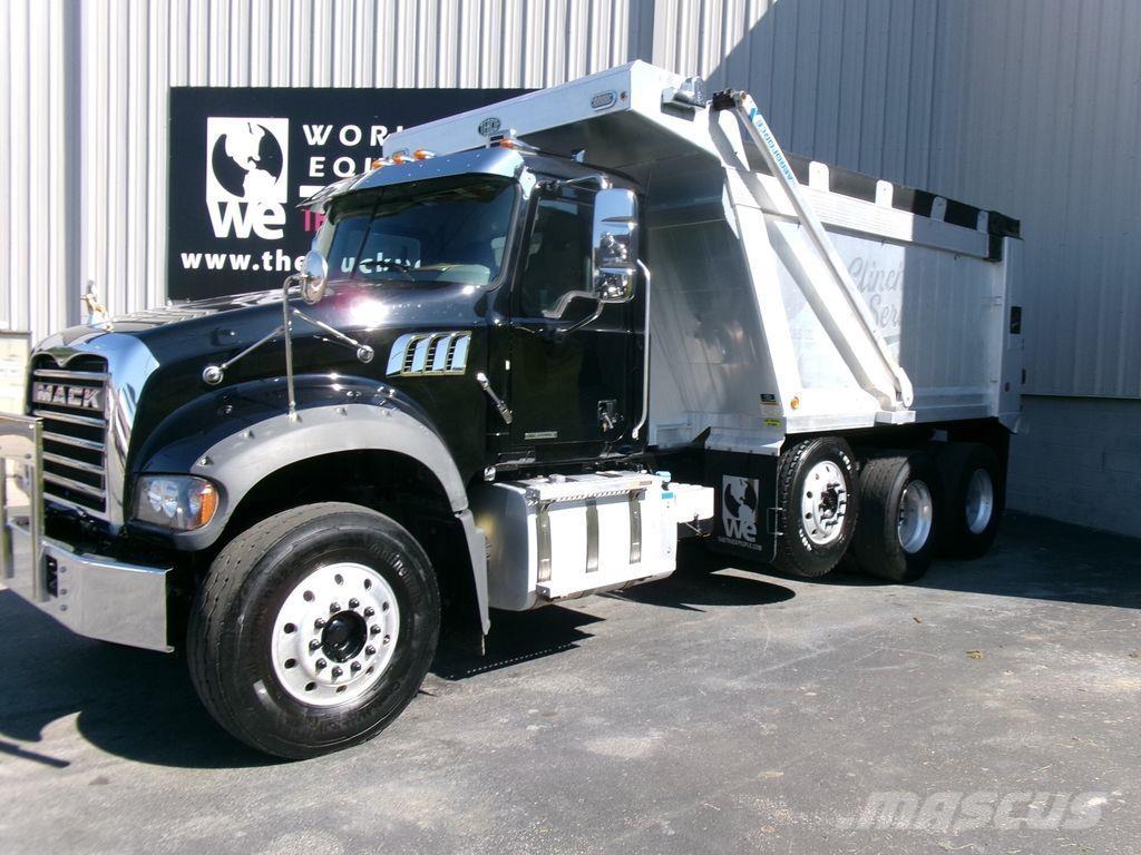 Mack GR64F Kiperi kamioni