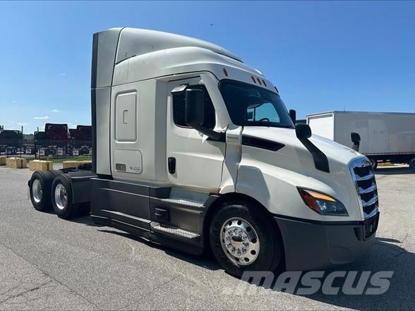 Freightliner CASCADIA 116 Tegljači