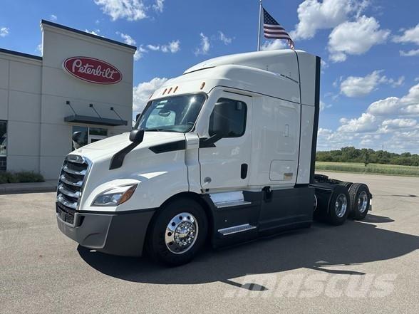 Freightliner CASCADIA 116 Tegljači