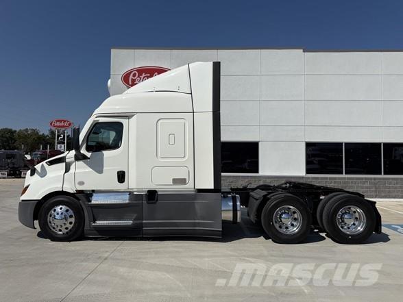 Freightliner CASCADIA 116 Tegljači