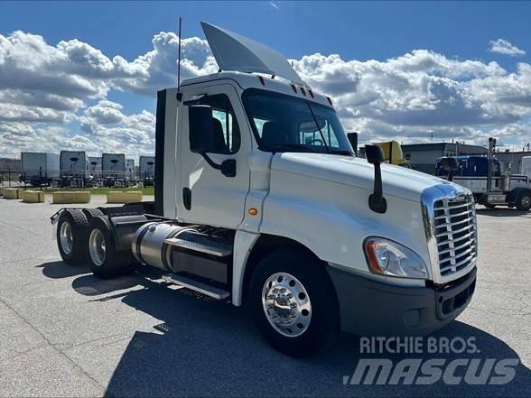 Freightliner CASCADIA 125 Tegljači