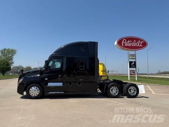 Freightliner CASCADIA 126 Tegljači
