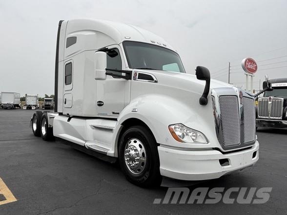 Kenworth T680 Tegljači