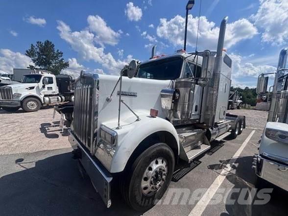 Kenworth W900B Tegljači
