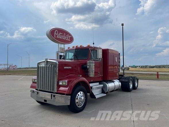 Kenworth W900B Tegljači