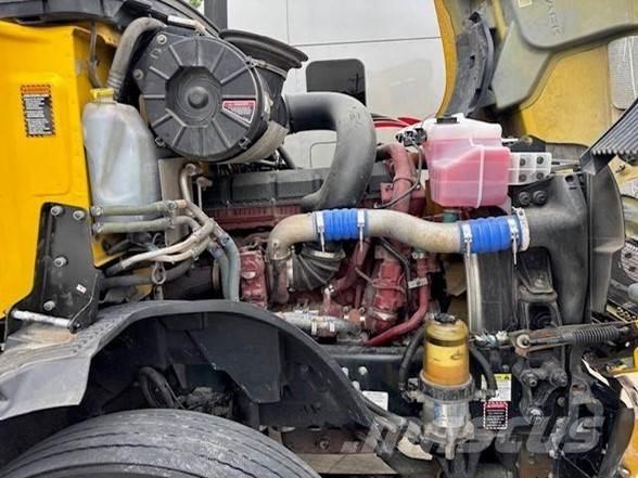 Mack ANTHEM 64T Tegljači
