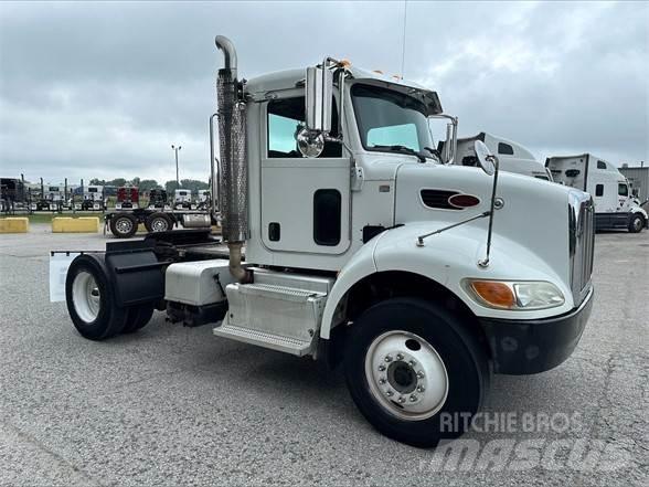 Peterbilt 337 Tegljači