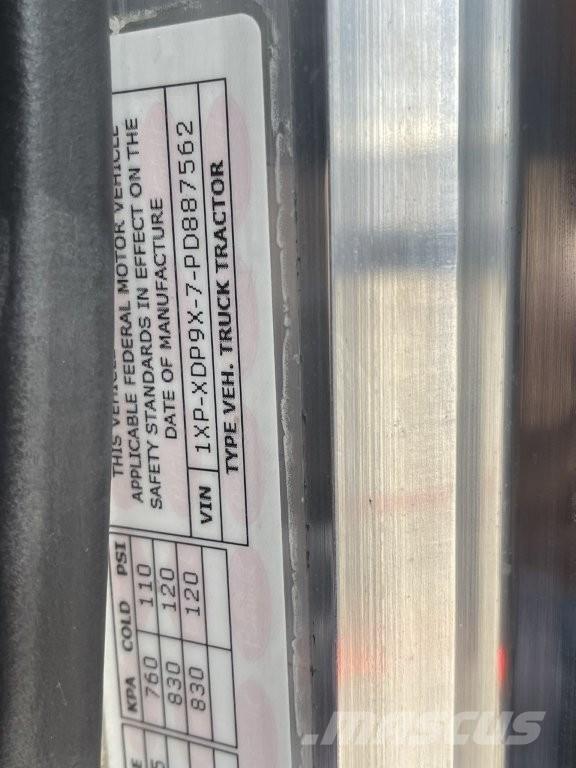 Peterbilt 389 Tegljači