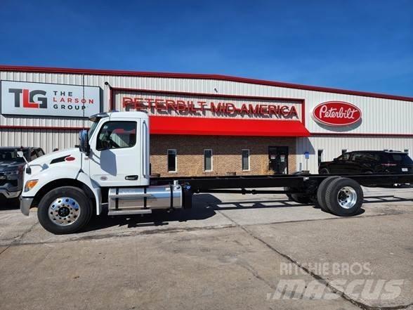 Peterbilt 536 Kamioni-šasije