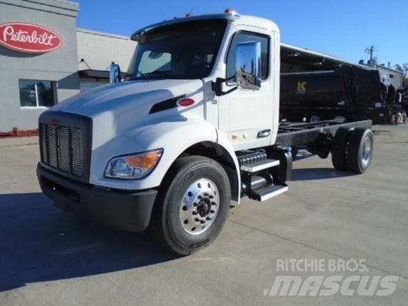 Peterbilt 536 Kamioni-šasije