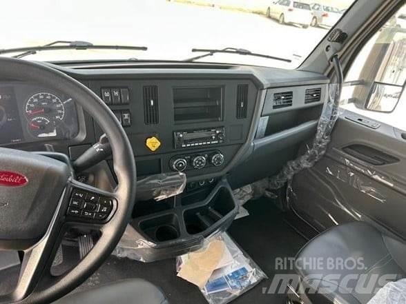 Peterbilt 536 Ostalo za građevinarstvo