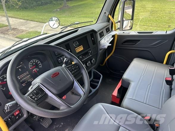 Peterbilt 536 Sanduk kamioni