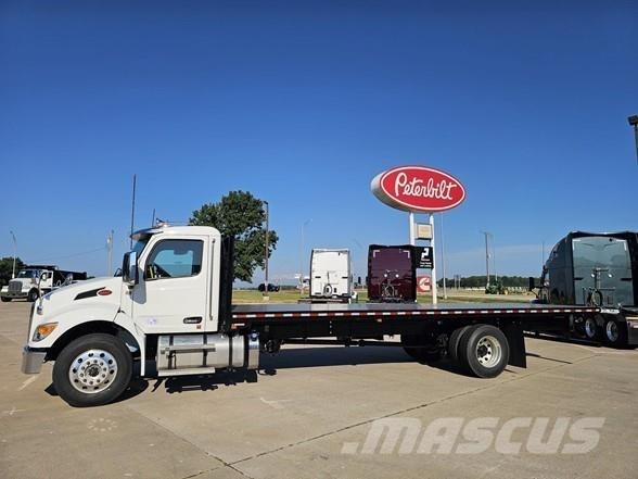 Peterbilt 536 Kamioni sa otvorenim sandukom
