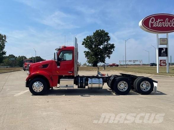 Peterbilt 567 Tegljači