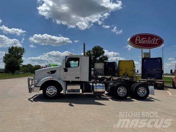 Peterbilt 567 Tegljači