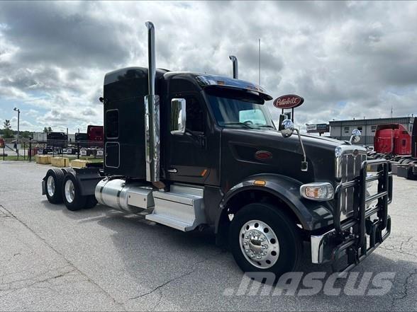 Peterbilt 567 Tegljači