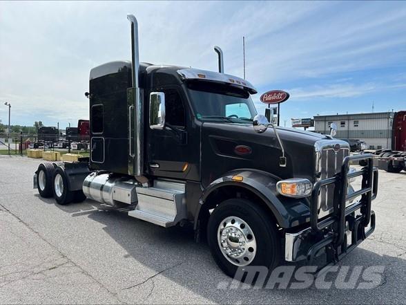 Peterbilt 567 Tegljači