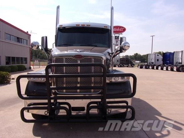 Peterbilt 567 Tegljači