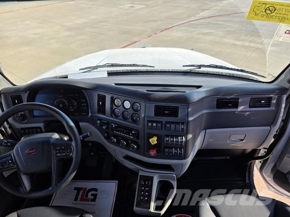 Peterbilt 567 Kiperi kamioni