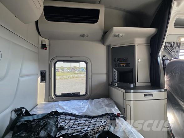 Peterbilt 567 Tegljači