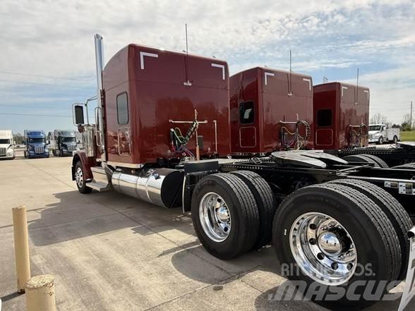 Peterbilt 589 Tegljači