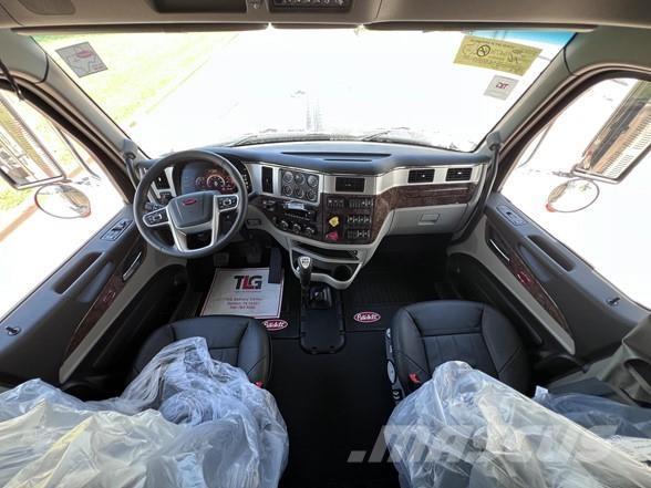 Peterbilt 589 Tegljači