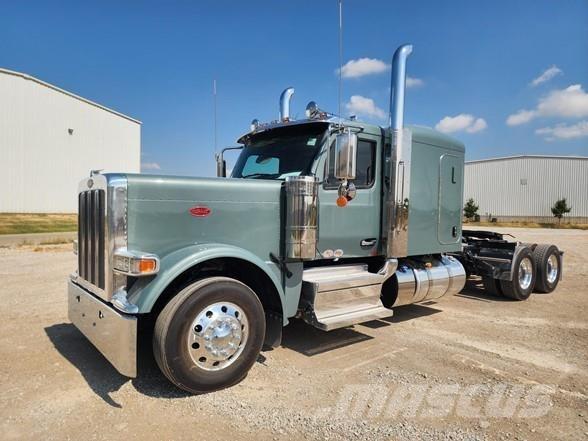 Peterbilt 589 Tegljači