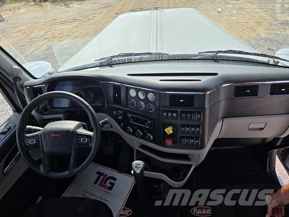 Peterbilt 589 Tegljači