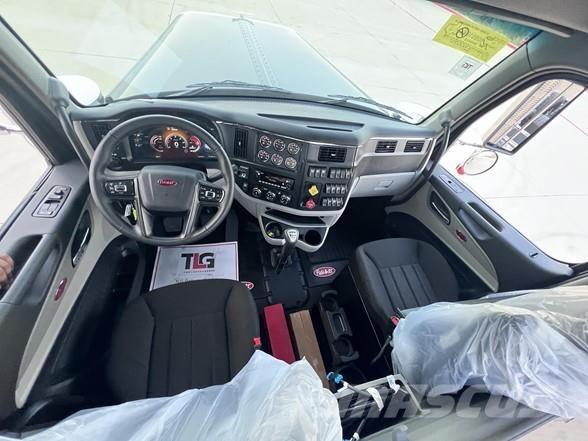 Peterbilt 589 Tegljači