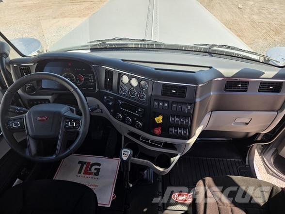 Peterbilt 589 Tegljači